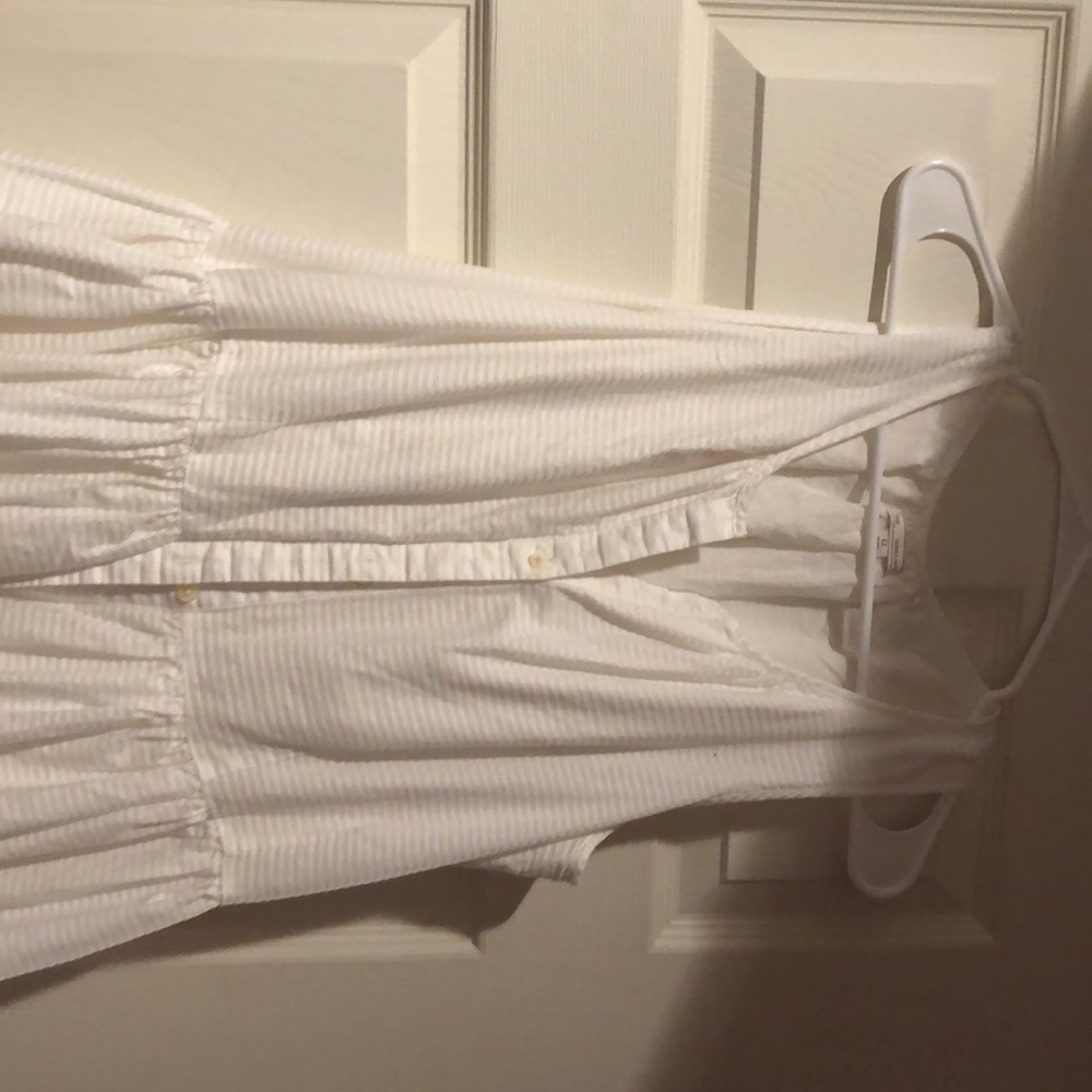 White Gap Dress with pockets.